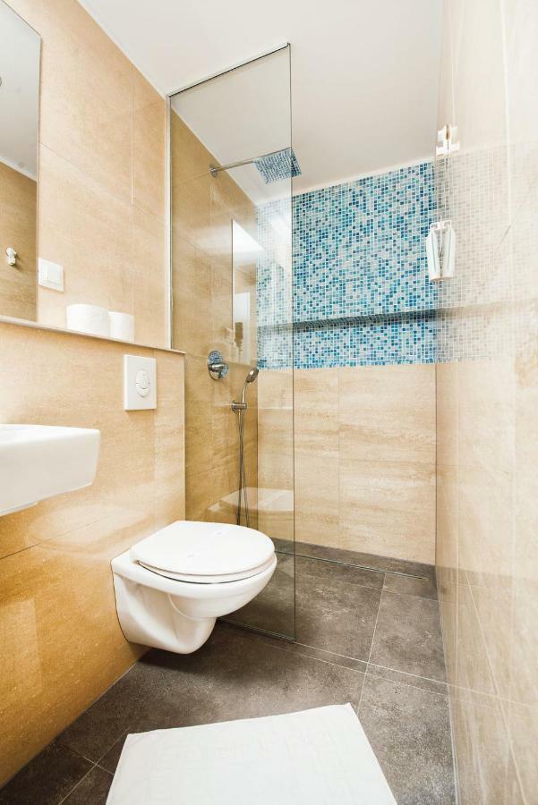 Tia Apartments And Rooms Загреб Экстерьер фото